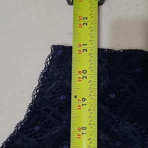 Torrid Navy Blue Camisole with Lace Detail & Adjustable Straps size 2 (2X 18-20) - Picture 6 of 7